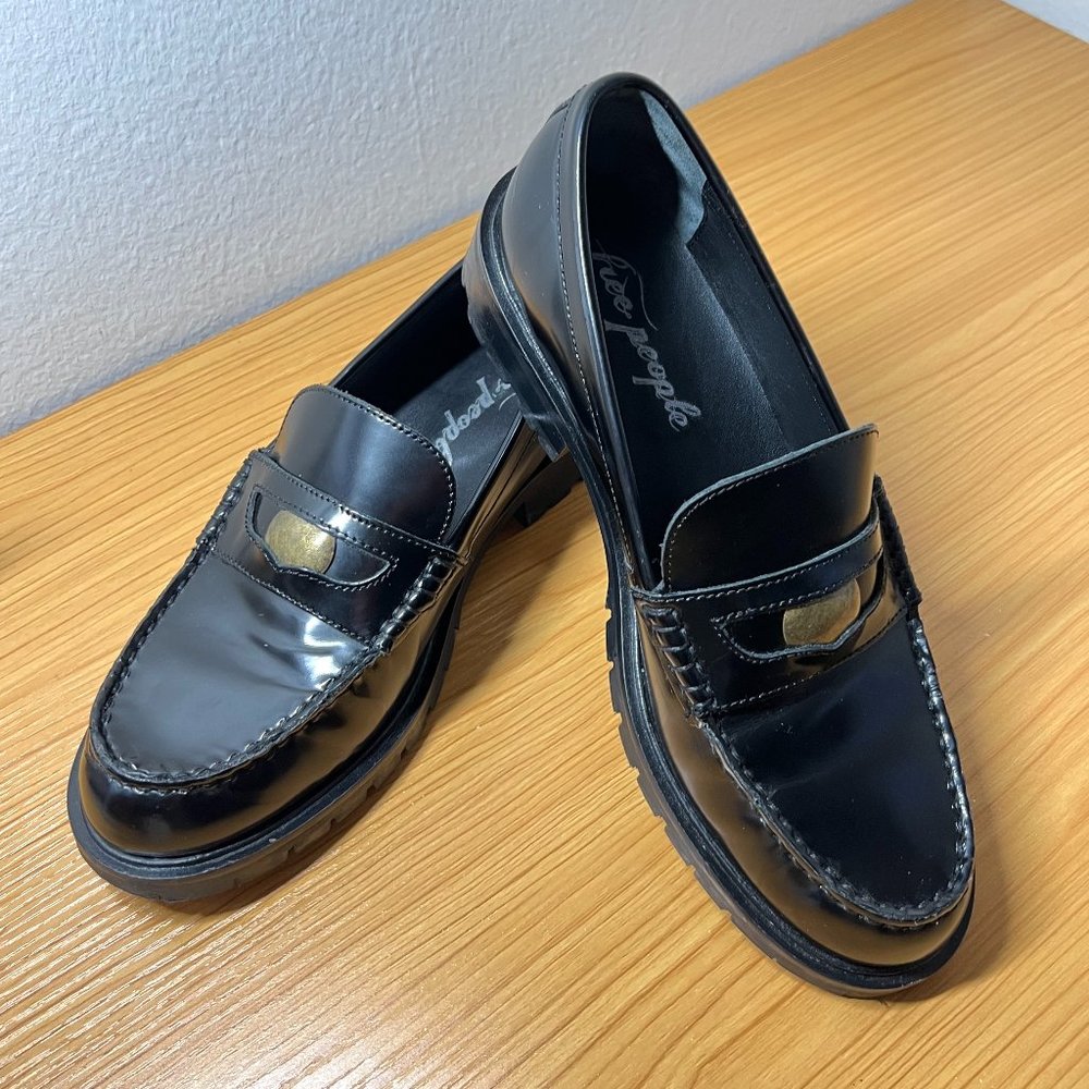 Free People Liv Loafer 8.5 feels US 9